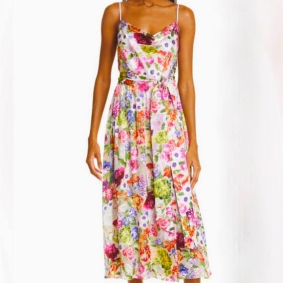 Alice + Olivia Dresses & Skirts - NWT Spring Alice + Olivia Floral Dress